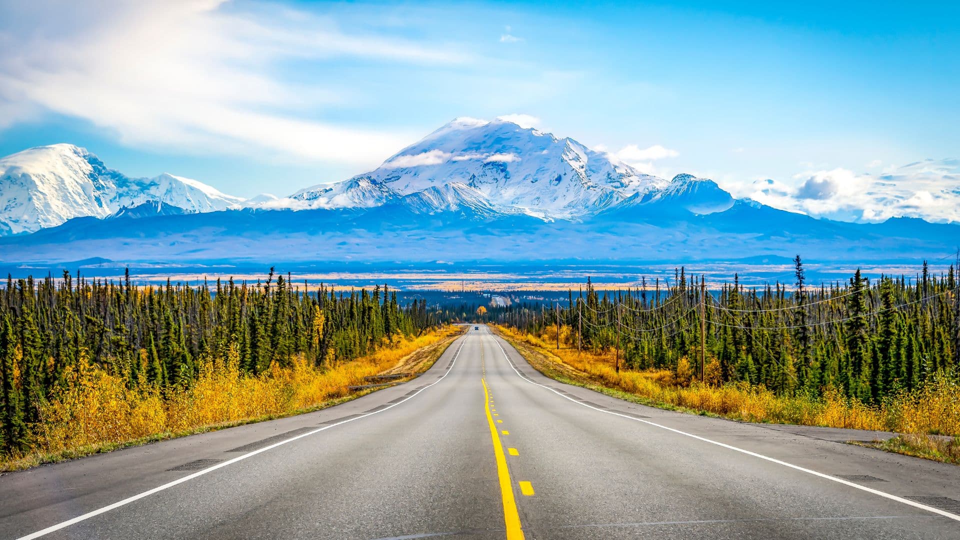 AI-optimized road trip route planning across scenic locations